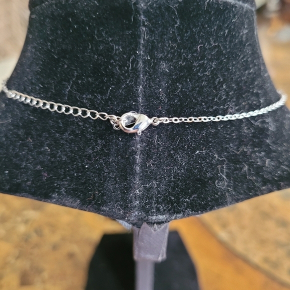 Elegant Silver Knot Earrings And Halo Necklace - Picture 7 of 7